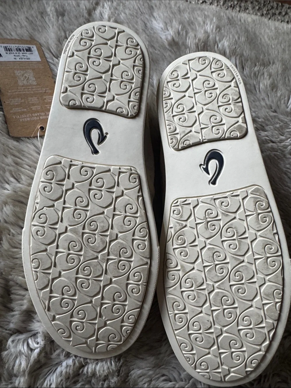 Olukai Pehuea Slip-On Sneaker - Women's